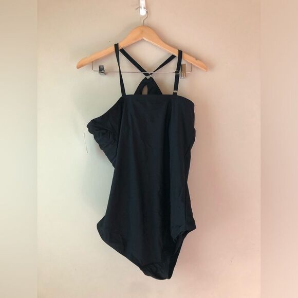 📳 Lands End | 1 sided strapped one piece swimsuit - Picture 1 of 4